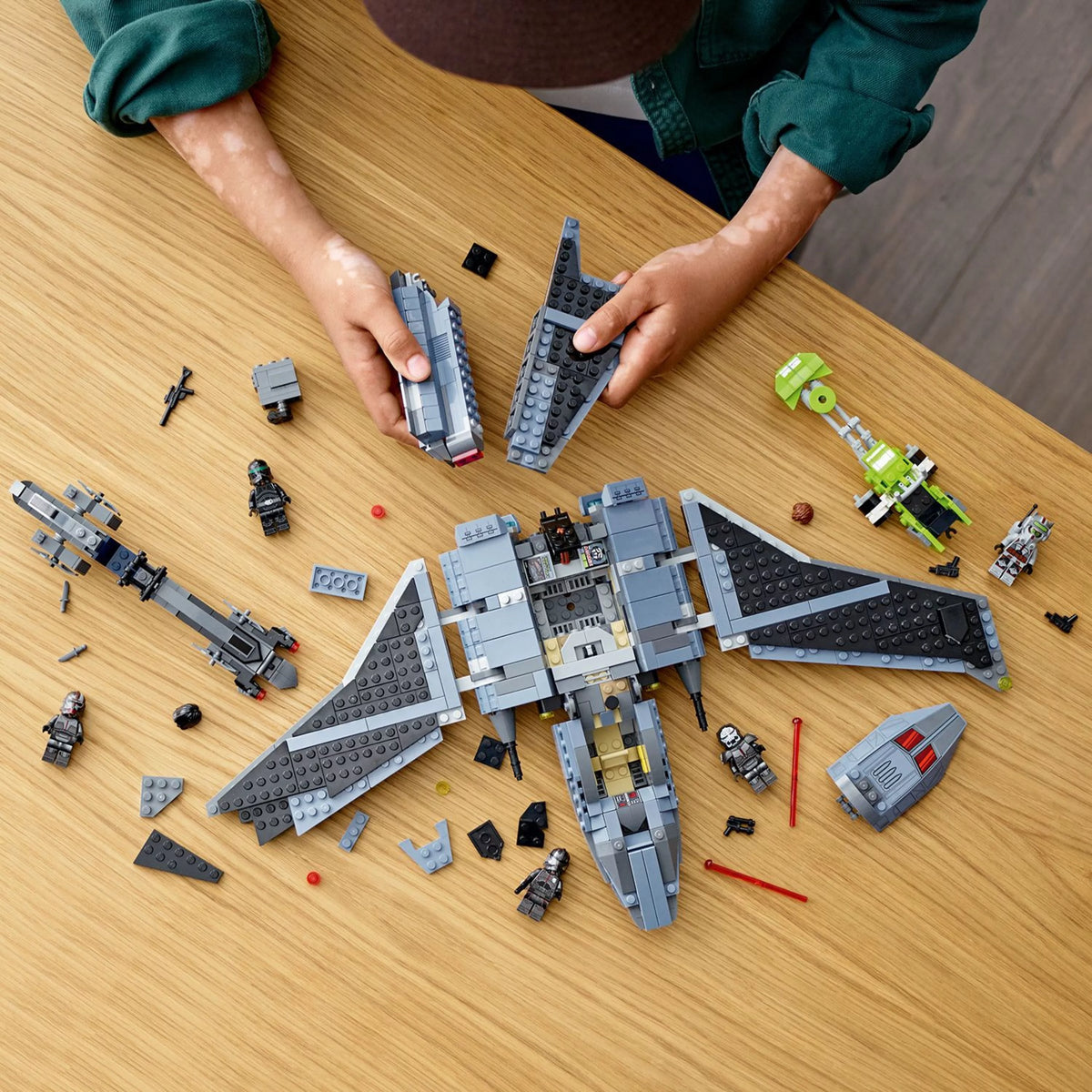 LEGO Star Wars Attack Shuttle Building Toy Set (969 Pieces) O6145