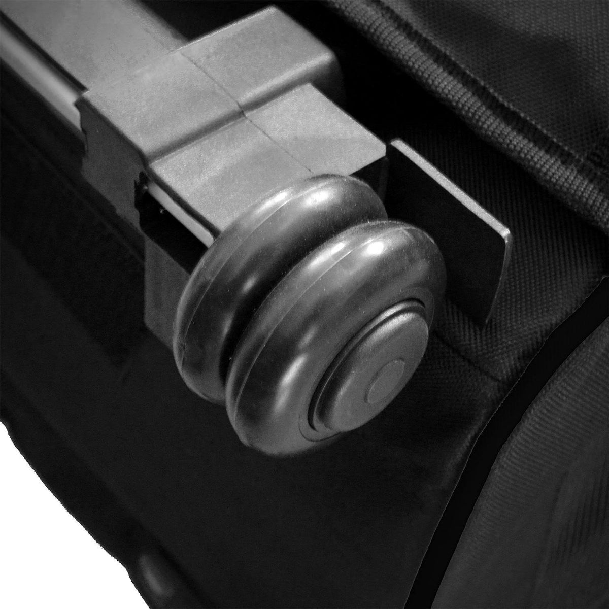 Premium Pet Carrier with Wheels E538
