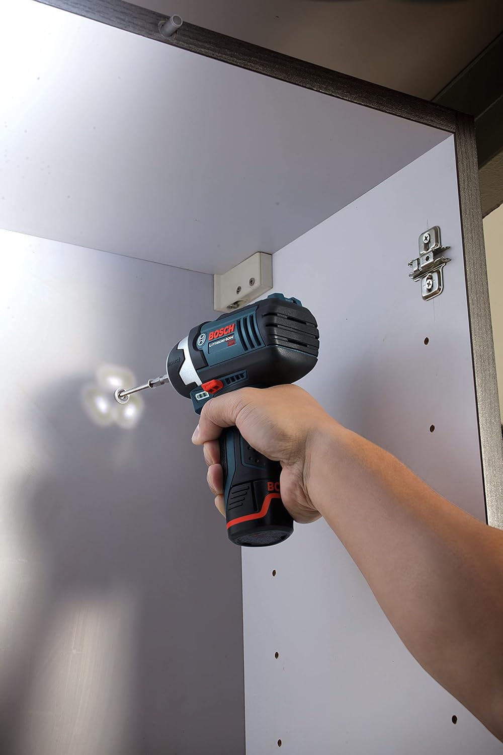 12V Max 1/4-Inch Hex Impact Driver Kit with 2 Batteries, Charger and Case C98283