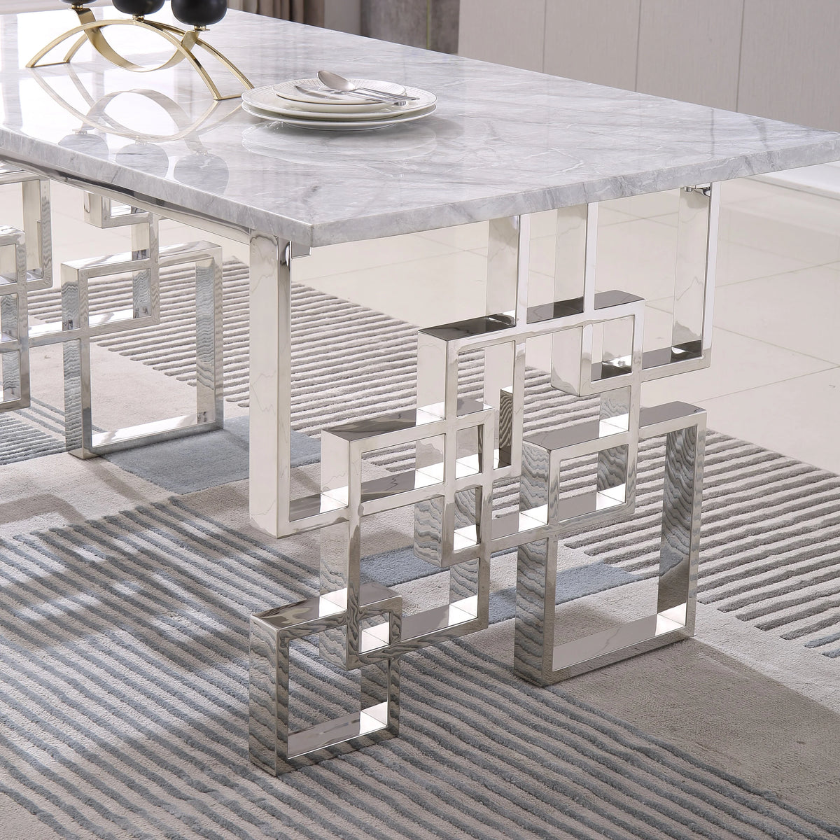 Marble Table R728