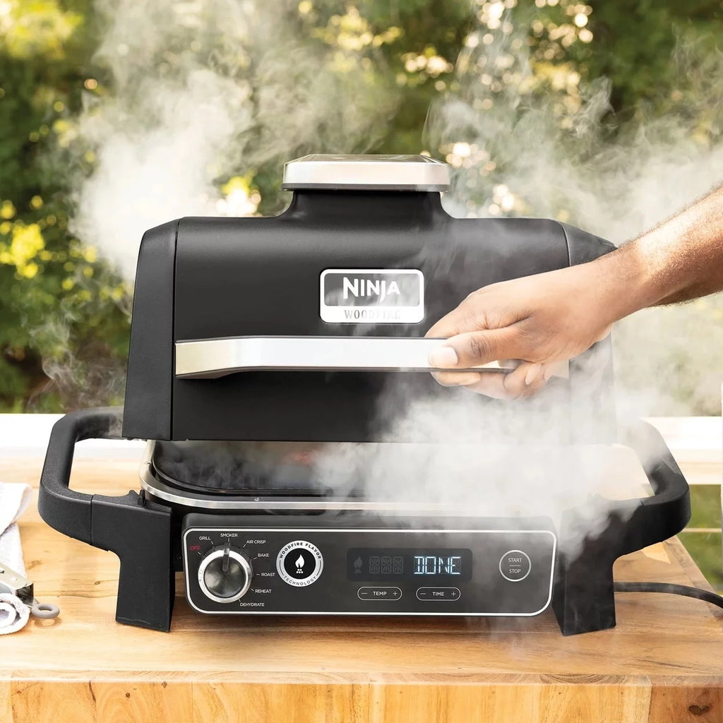 7-in-1 Outdoor Grill & Smoker G8880