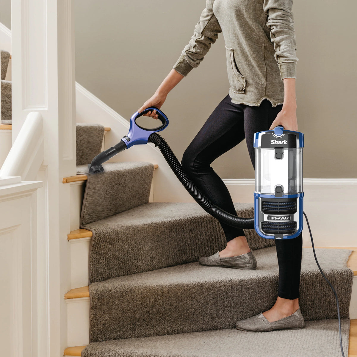 Upright Vacuum B883