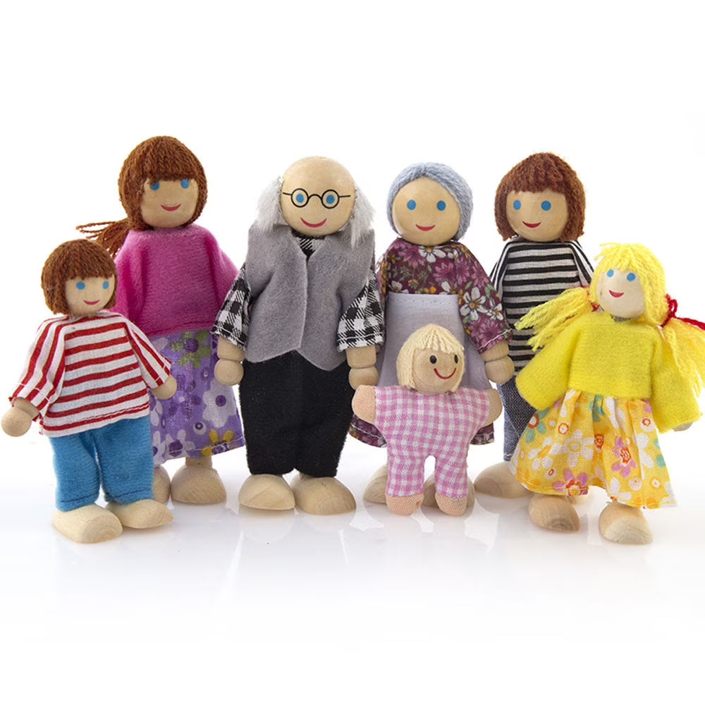 7 People Wooden Dolls House Family Miniature Toy S961