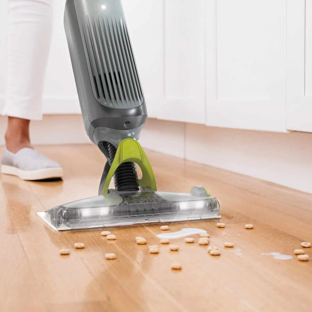 Disposable Hard Floor Vacuum and Mop Pad Refills 16 CT H497